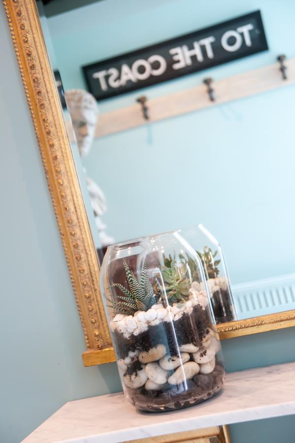 Couette-café At Number One 3*